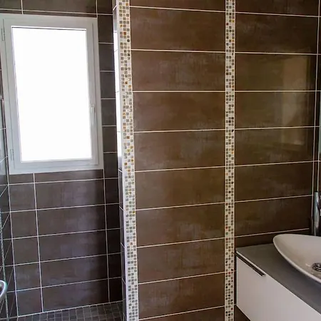 Villa Avec Piscine Chauffee Trois