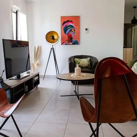 Avec Piscine Chauffee Trois Villa Saint-Sulpice-de-Royan