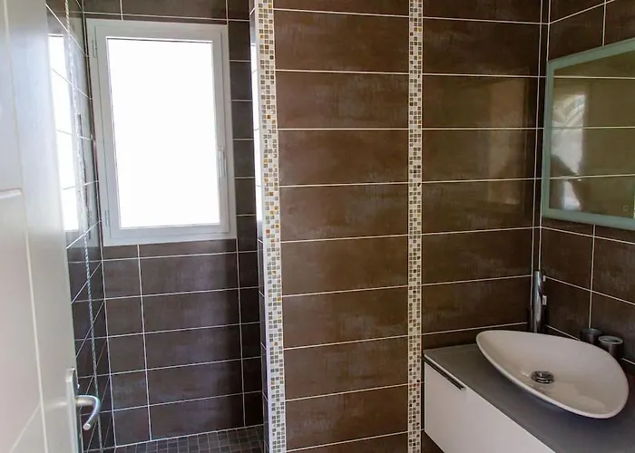 Villa Avec Piscine Chauffée Trois